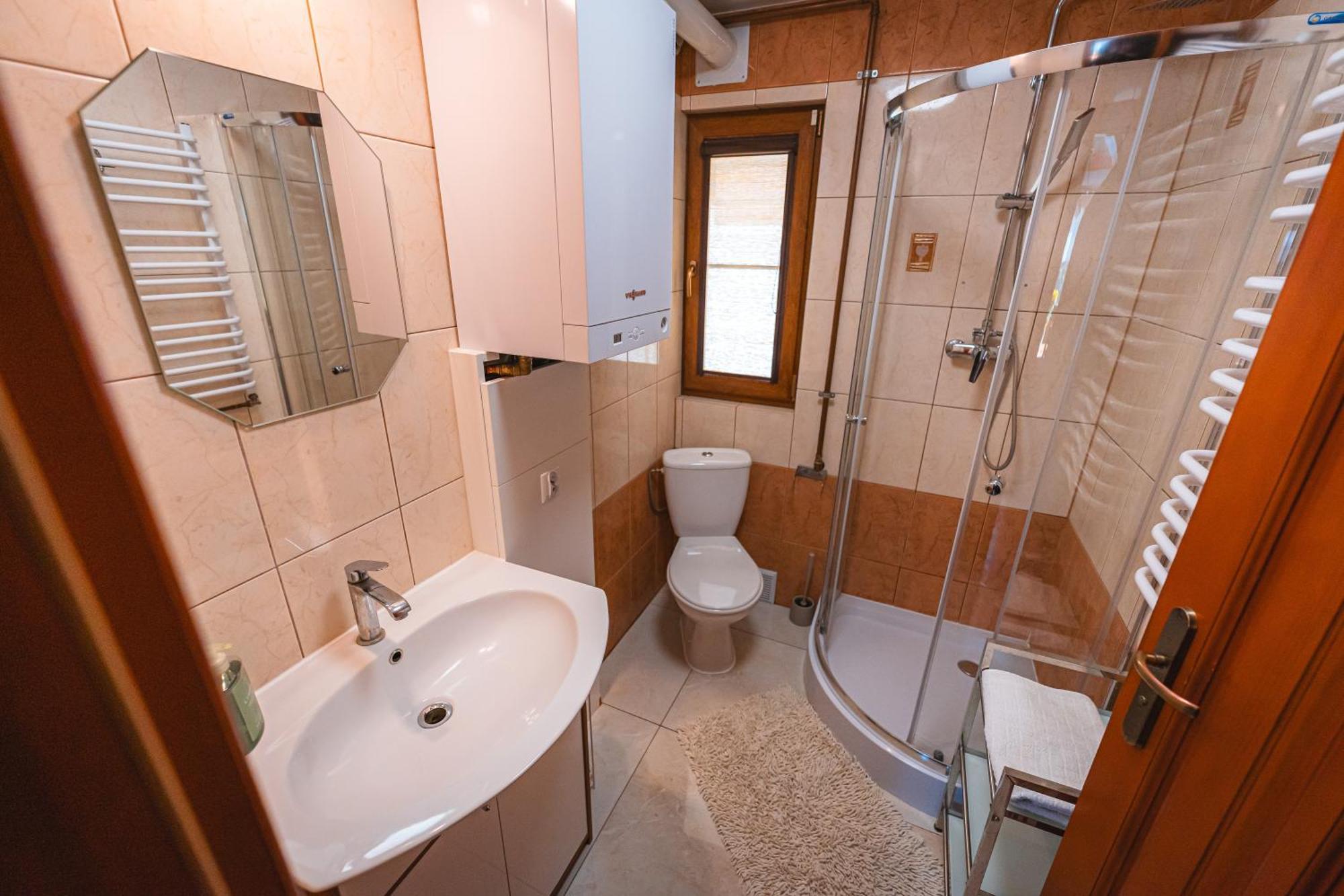 Bug Na Skarpie - Domek Wypoczynkowy Z Jacuzzi I Kominkiem Drohiczyn Buitenkant foto
